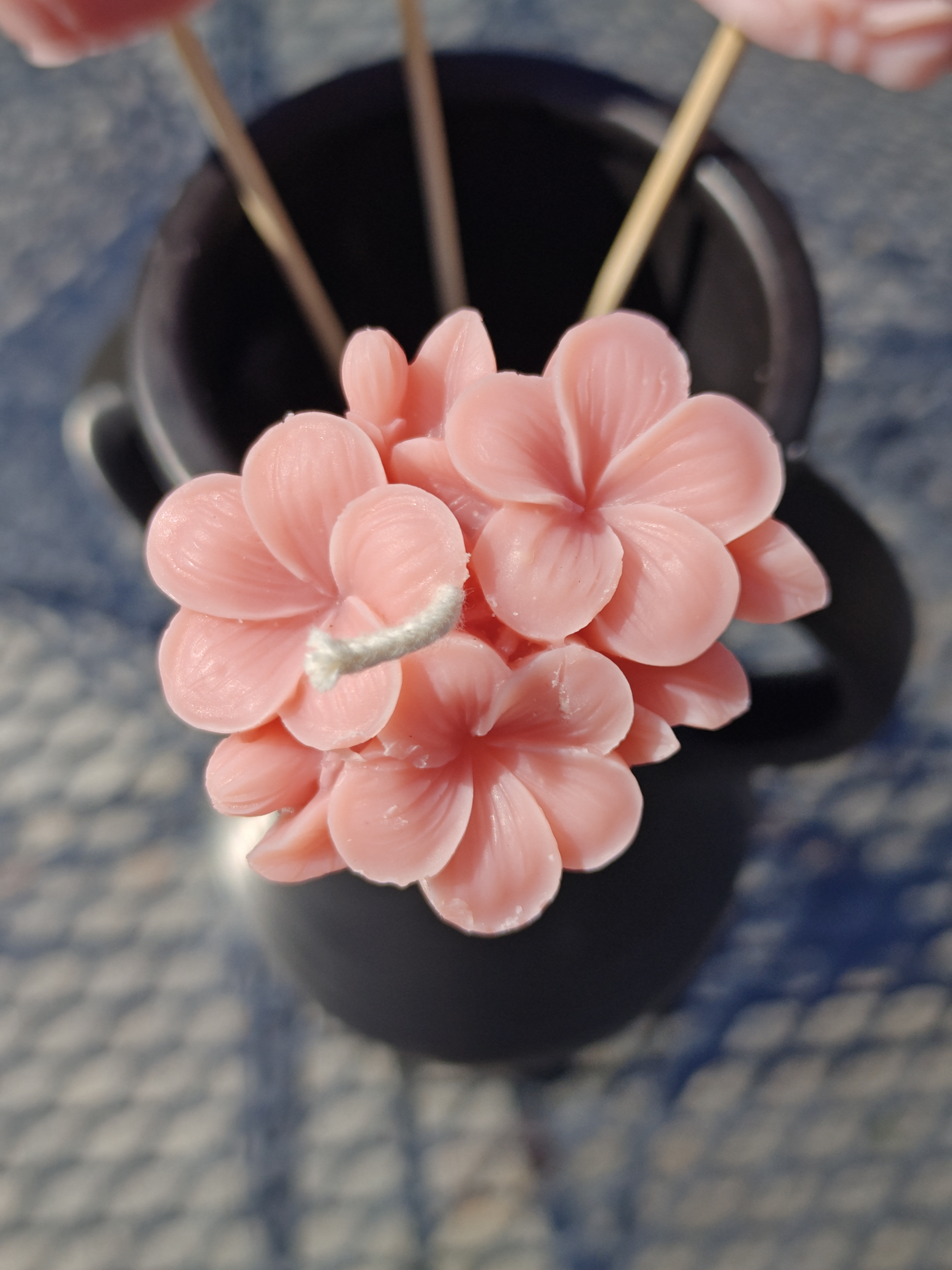 La Tiaré, bougie en forme de fleur pour composer un bouquet